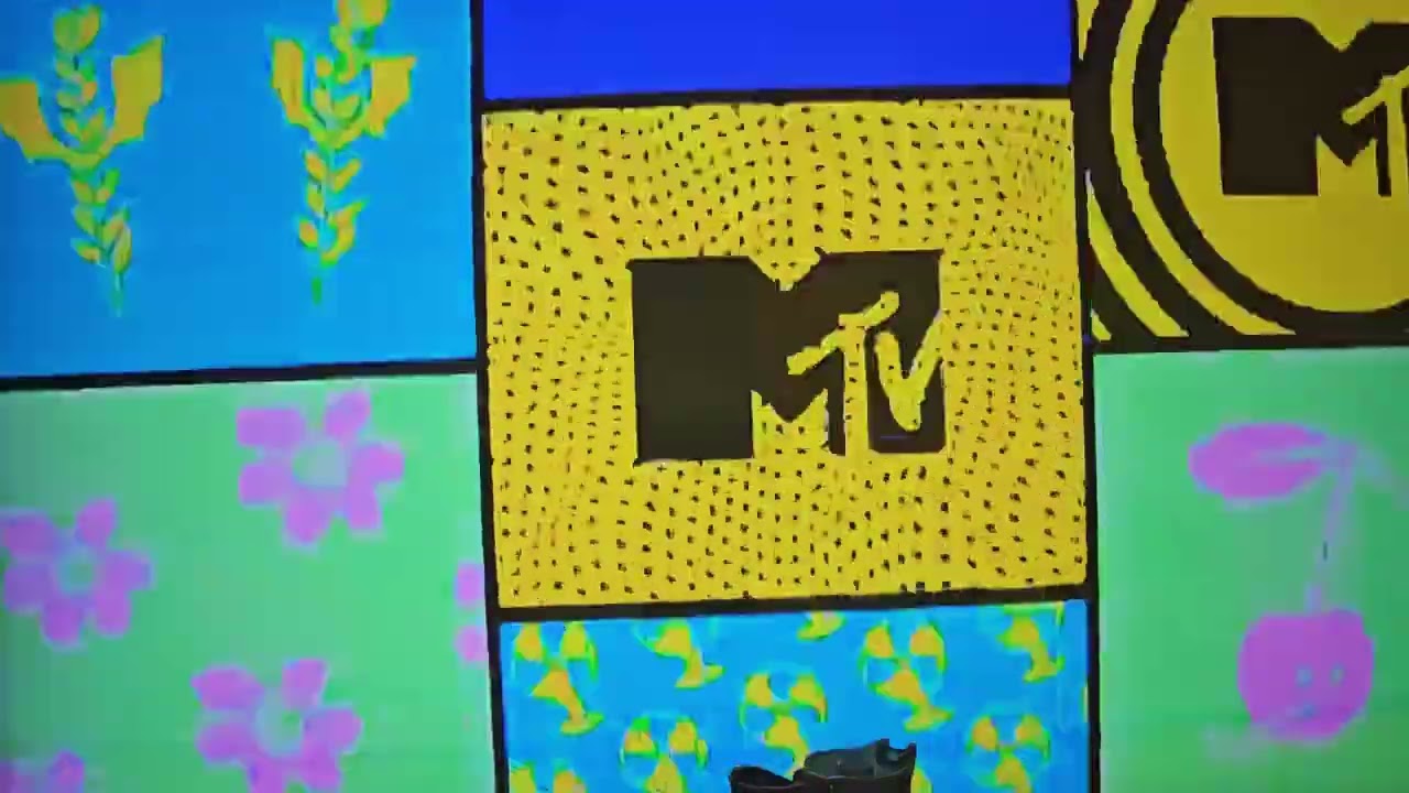 конец Worldwide Hits начало Party Into 2025 на MTV Hits (31.12.2024)