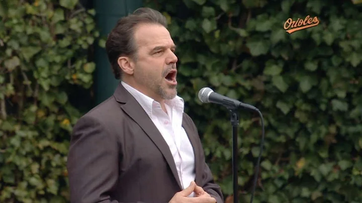 TOR@BAL: Opera singer Richard Troxell sings anthem