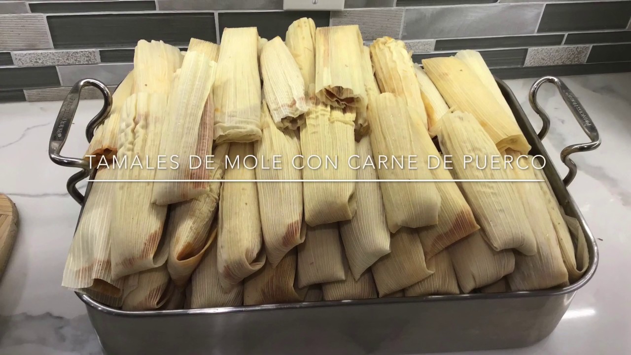 Tamales de puerco estilo Jalisco/Tamales de mole/Tamales de cerdo con mole  - YouTube