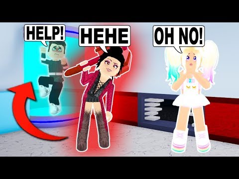 my-boyfriend-was-captured-in-flee-the-facility!-(roblox)-w/jelly