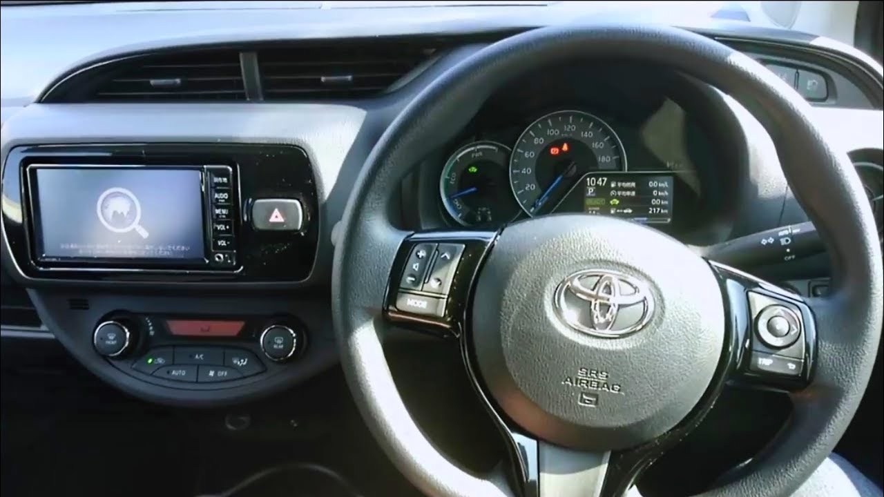 新型ヴィッツ Hybridを紹介 普通車にしては内外装の質感が Youtube 新型ヴィッツ Hybridを紹介 普通車にしては内外装の質感が Youtube