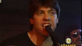 Video thumbnail of "George Thorogood - Willie And The Hand Jive.mpg"