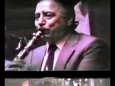 ΣΤΑ ΣΑΛΩΝΑ ΣΦΑΖΟΥΝ ΑΡΝΙΑ Wmv