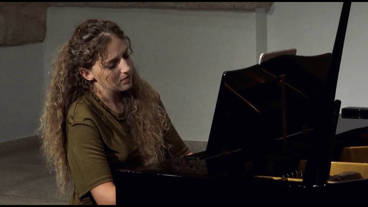 M. S. Allú: Diálogo musical - Sofía Merchán