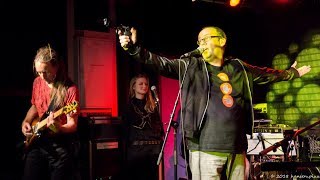 Download Lagu alex sebastian: family snapshot -- peter gabriel cover (live@feierwerk) MP3