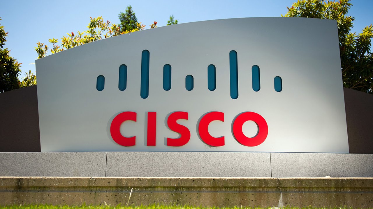 17-Year Cisco Veteran Chuck Robbins Named As New CEO