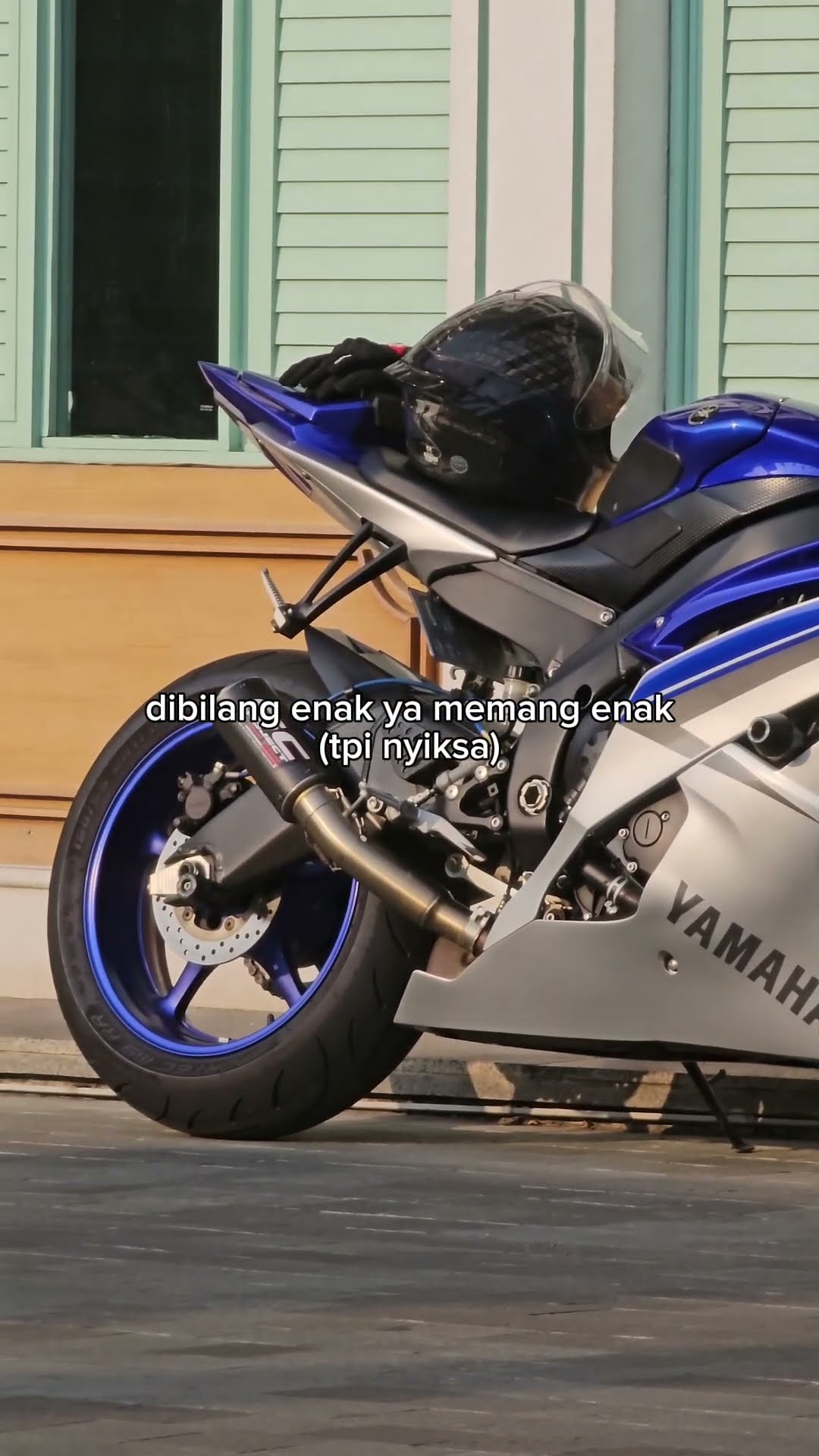 ENAK PUNYA MOTOR GANTENG?