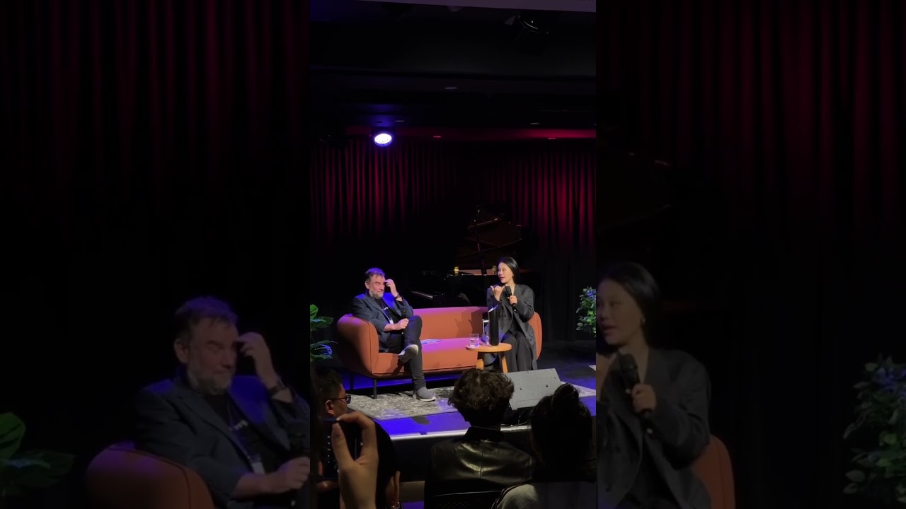 here's to chasing your dreams, living, and not losing yourself🥂