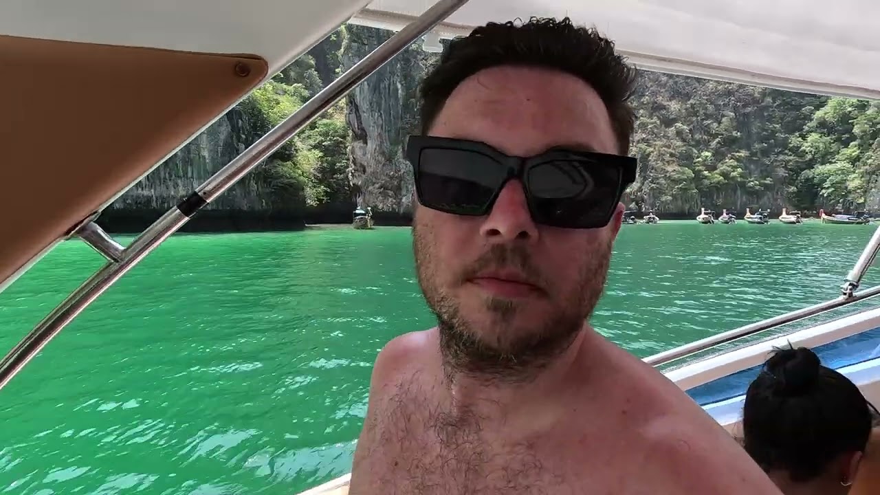 phi phi island boat tour