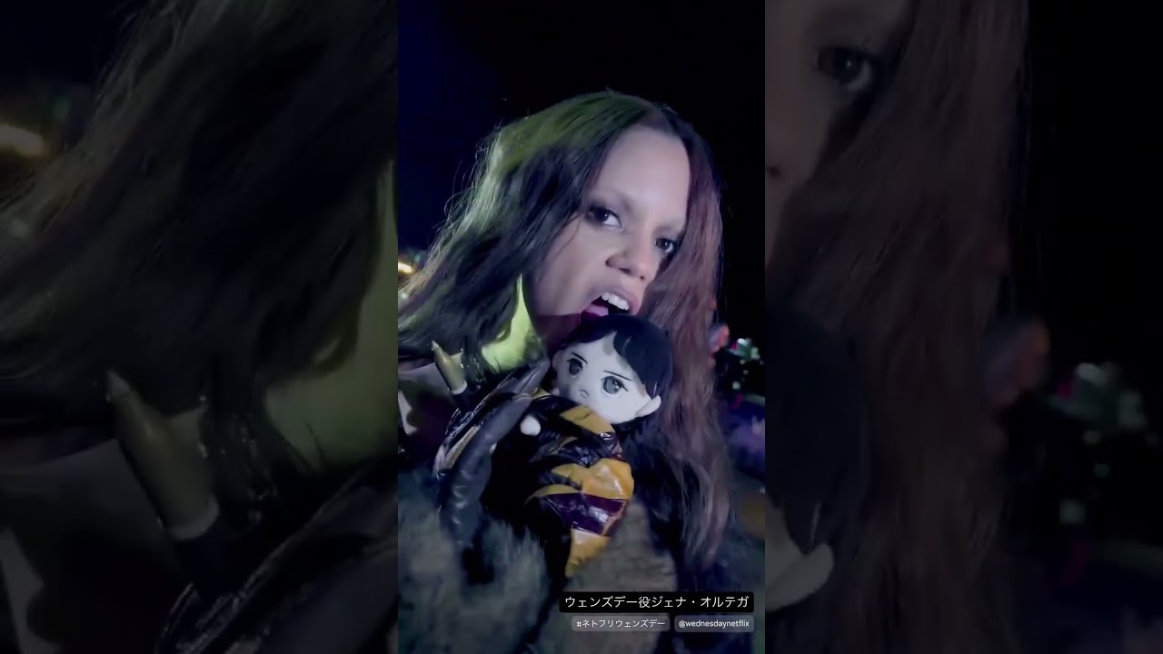 Jenna Ortega with her fans today in Sydney in Australia 🇦🇺 for the Wednesday season 2 premiere ❤️🫶