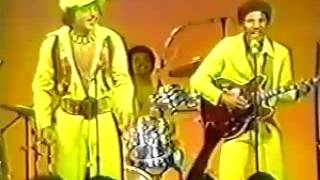 Video-Miniaturansicht von „Sun  Sun is here 1978 ((Stereo))“