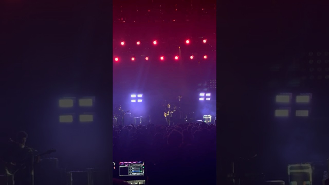 ALEX G - SPINNING (LIVE - BOSTON 9/11/25) 