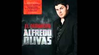 Video thumbnail of "Alfredo Olivas La Cazadora"