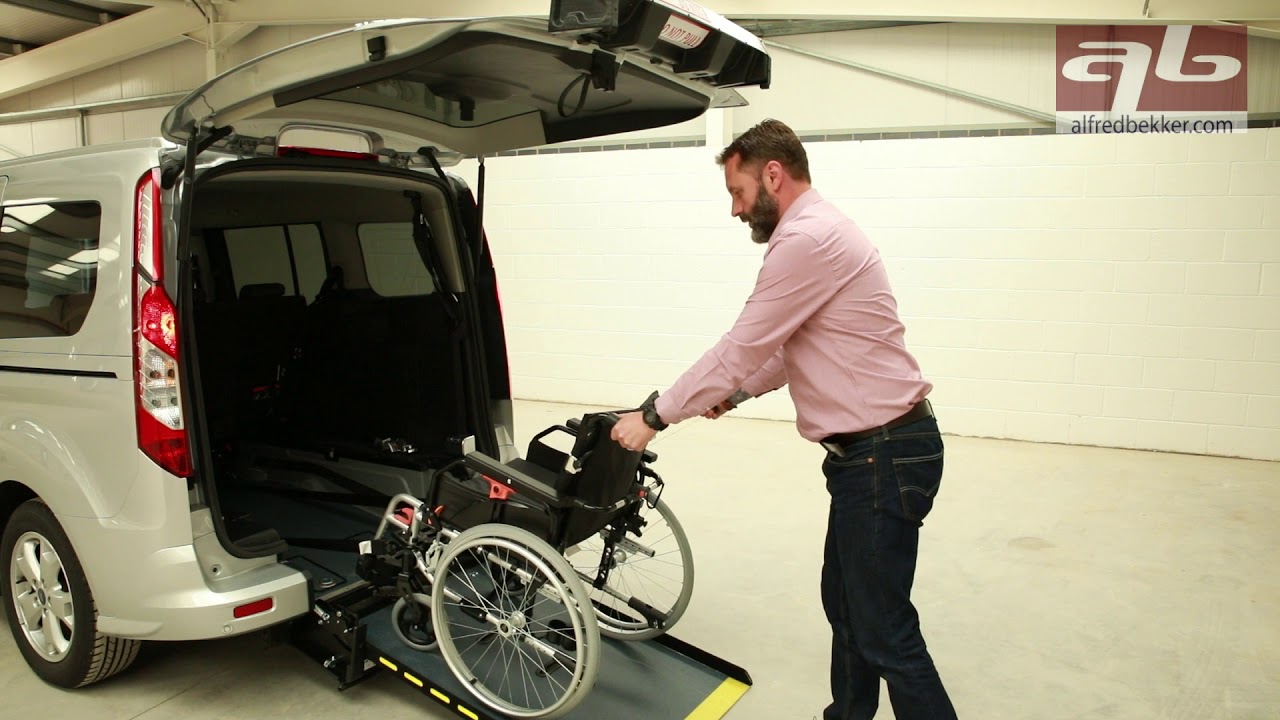 New Ford Tourneo Connect Grand - FlexiRamp L Floor - Alfred Bekker  Wheelchair and Mobility Vehicles