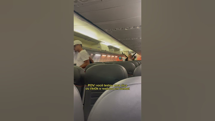 Dica de como conseguir foto na cabine do piloto: espere todos (ou quase) saírem do avião e peça.