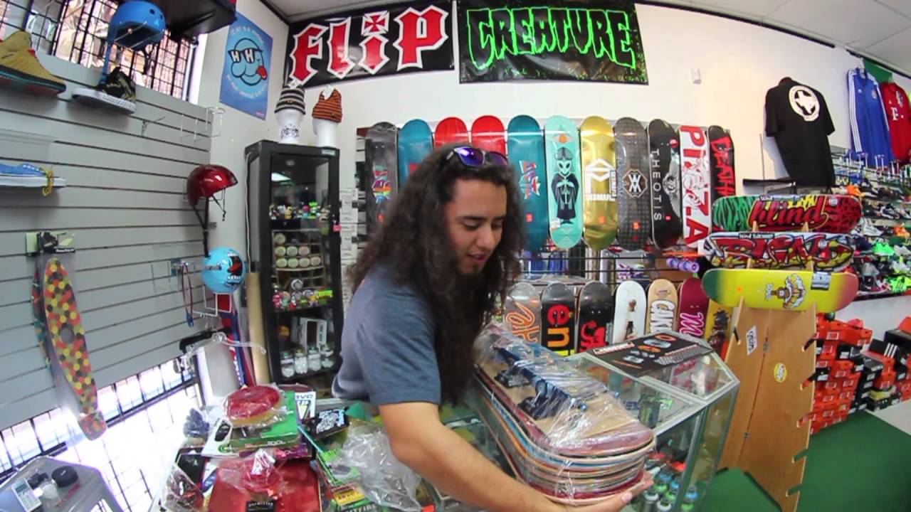 Unboxing at the skate shop - YouTube