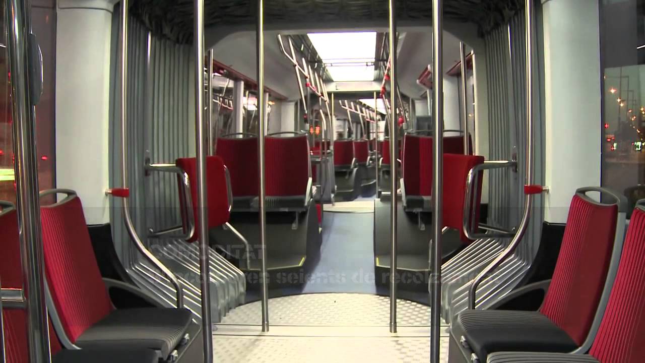 Nous vehicles a la Nova Xarxa de Bus (Autobusos híbrids biarticulats)