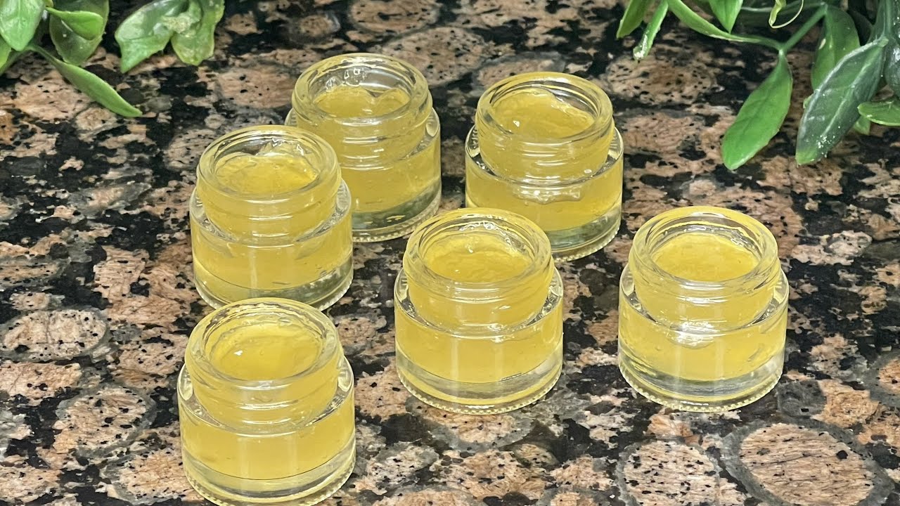 چل طبيعى 100% لمنطقة حول العين و النتيجة مبهرة