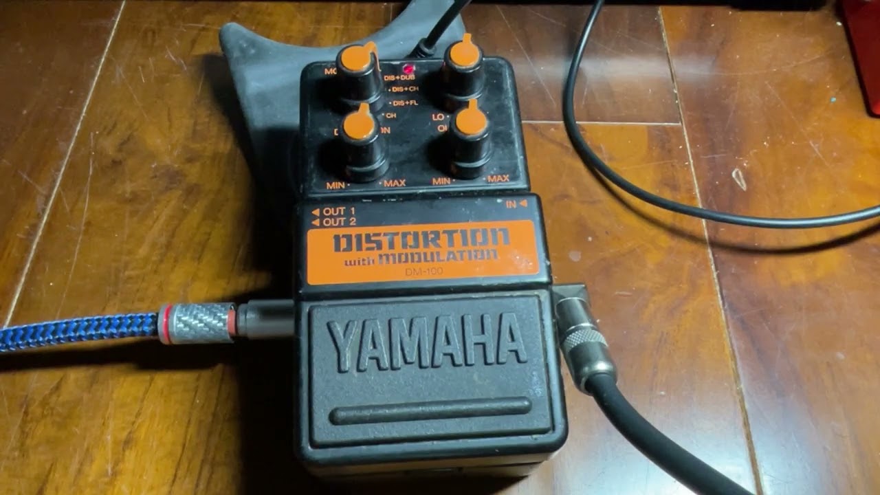 ギター YAMAHA DM-100 Distortion with Modulation Yamaha DM‑100 Distortion with Modulation (Instant 80's Tone