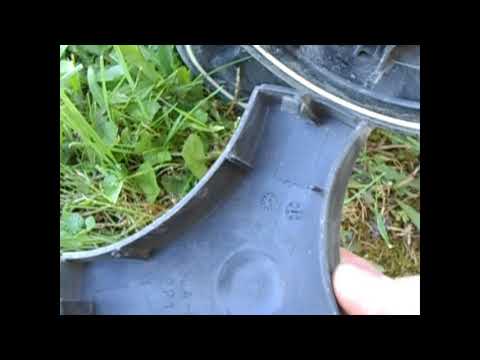 Vidéo : pourquoi la roue de la poussette Bébéconfort fait un bruit, couine?