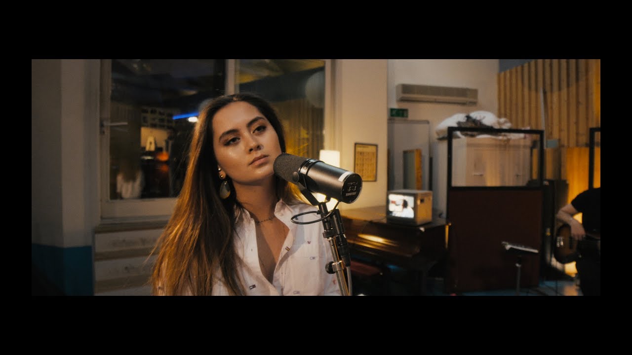 Exclusive Interview Jasmine Thompson Talks About Her New Ep