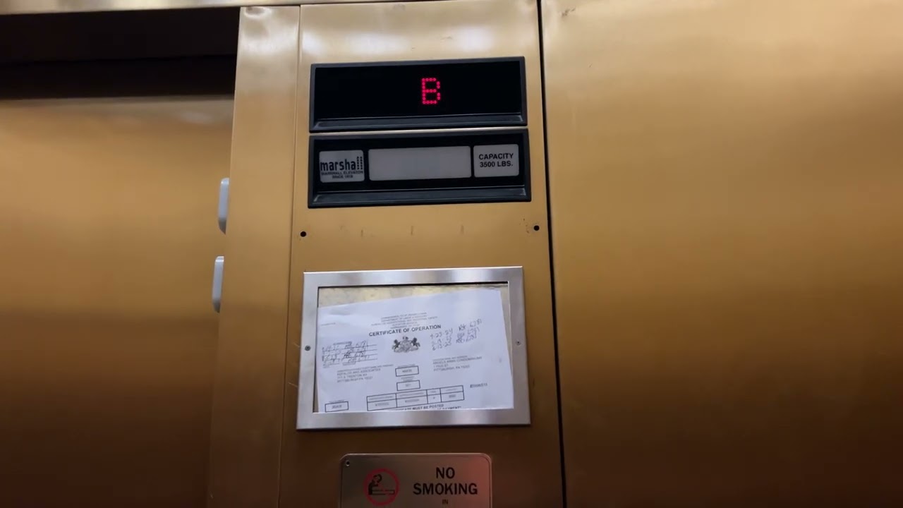 Гидравлический лифт thyssenkrupp/Marshall Oildraulic – Кондоминиумы Angel's Arms – South Side Slo...