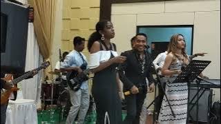 Danca mami Criola coverd BH