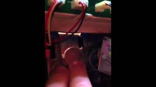 Japanese Pachislo Slot Machine Token Issue - falling back into the machine