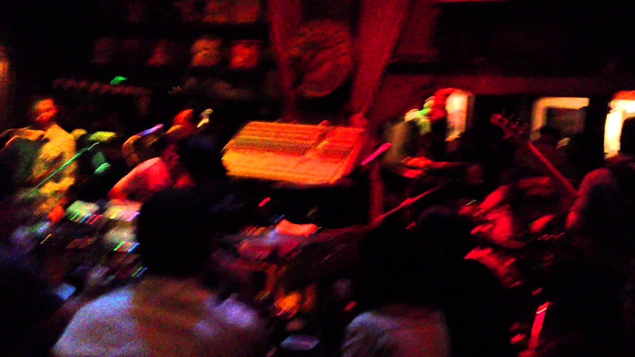 The Bangkok Connection Band @ Saxophone pub