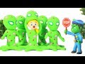 HULK POLICE STOPS THE MARTIANS ❤ Spiderman, Hulk & Frozen Play Doh Cartoons For Kids