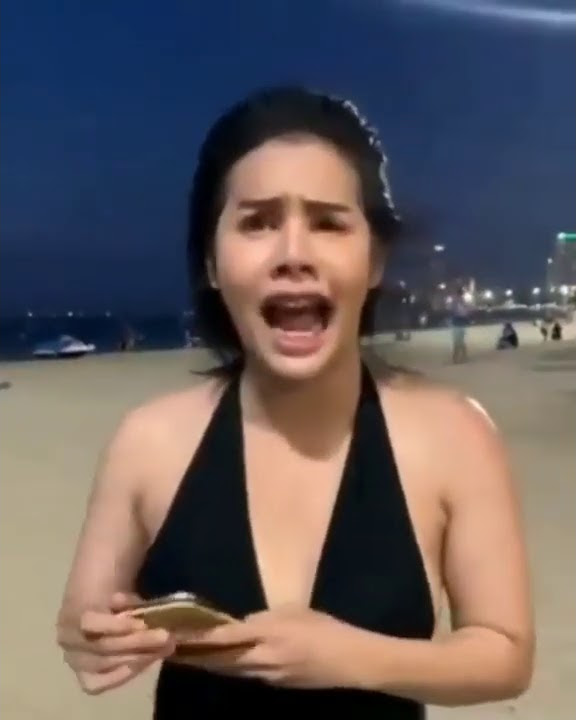 BENCONG THAILAND ANGKAT KELAPA SAMBIL NELFON BAMBANG