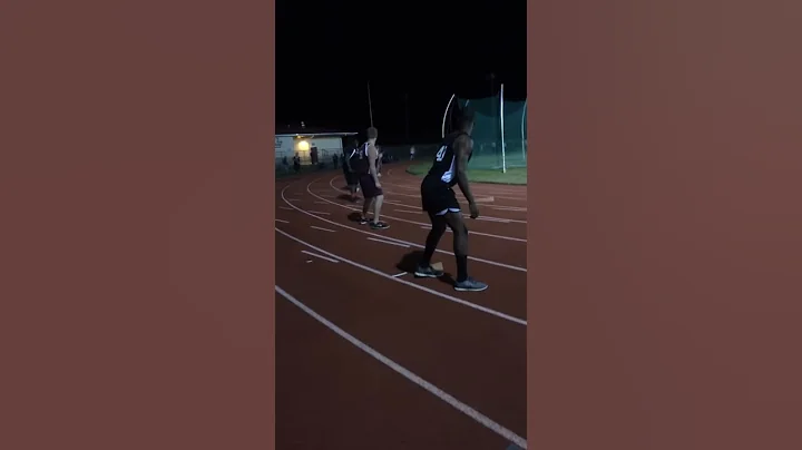 Freddie Booth-Lloyd runs the Big Man Relay..FAST! ...