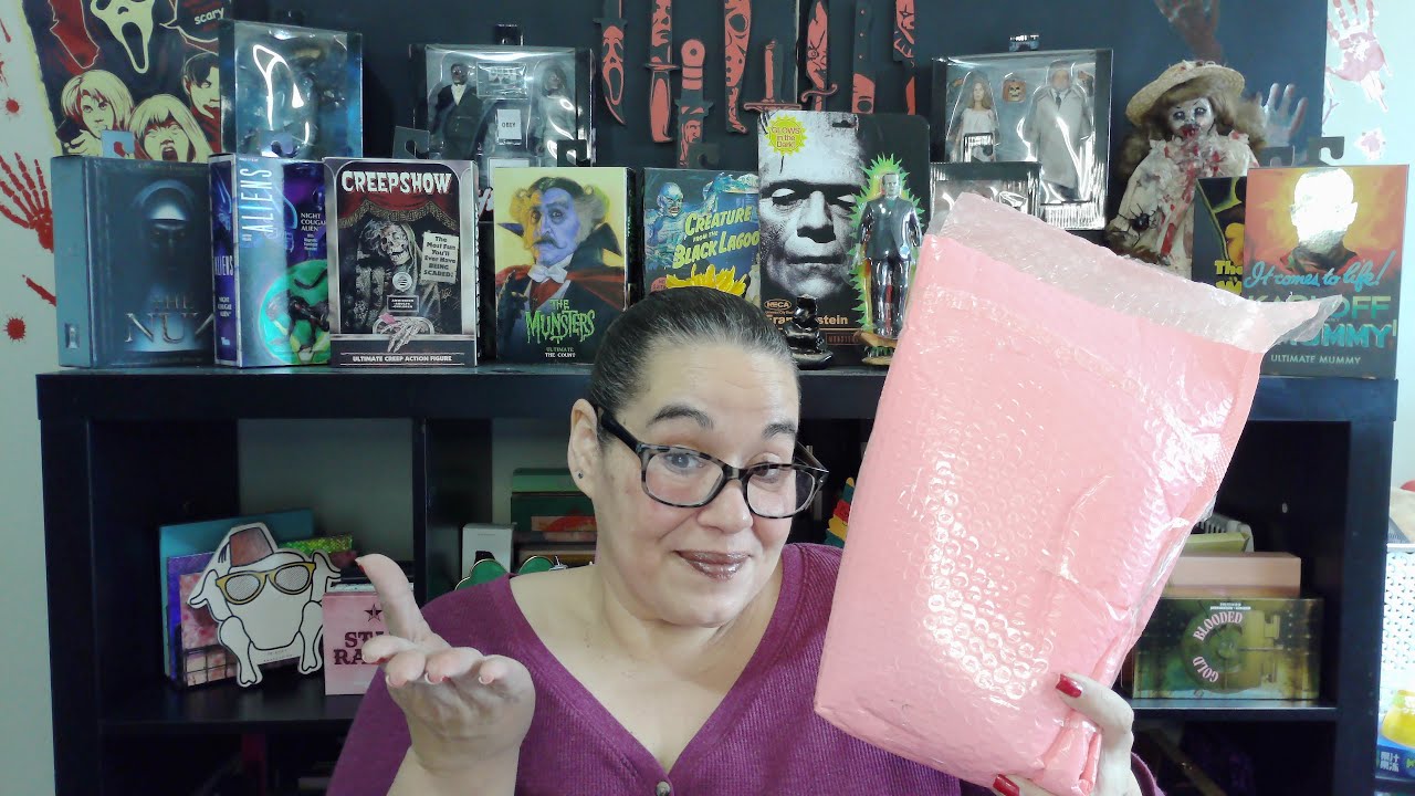 Покупки косметики в Сан-Рио