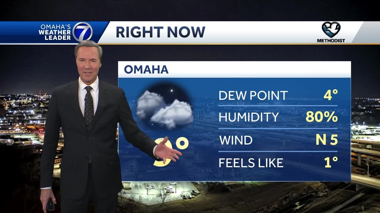 Cold weather continues around Omaha - YouTube