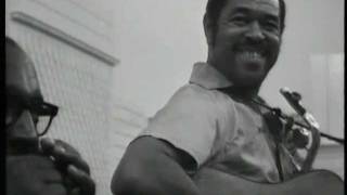 Gonna Move Across the River - Sonny Terry w. Brownie McGhee 1967 chords
