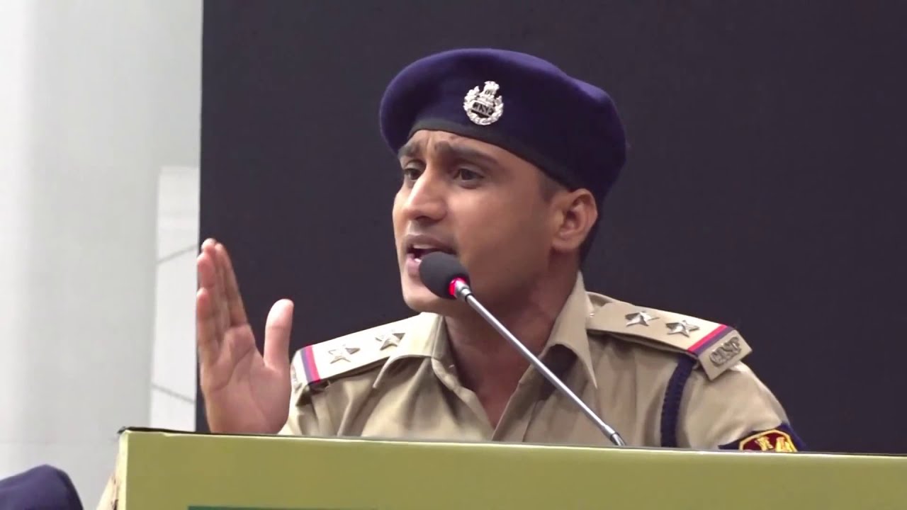 #CISF SI/Exe Pintu Ram Meena at  Finals of the NHRC CAPF debate competition 2019