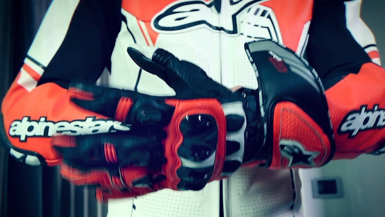 Leather, Velcro, crackling and zips ASMR I motorcycle gear suiting up