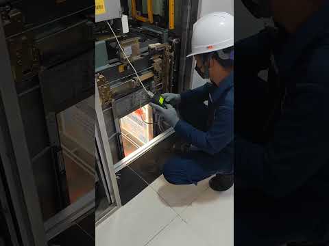 escalator repair services