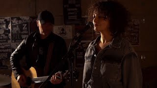 Sofya Qessa - Papa Didnt Show (Accoustic)
