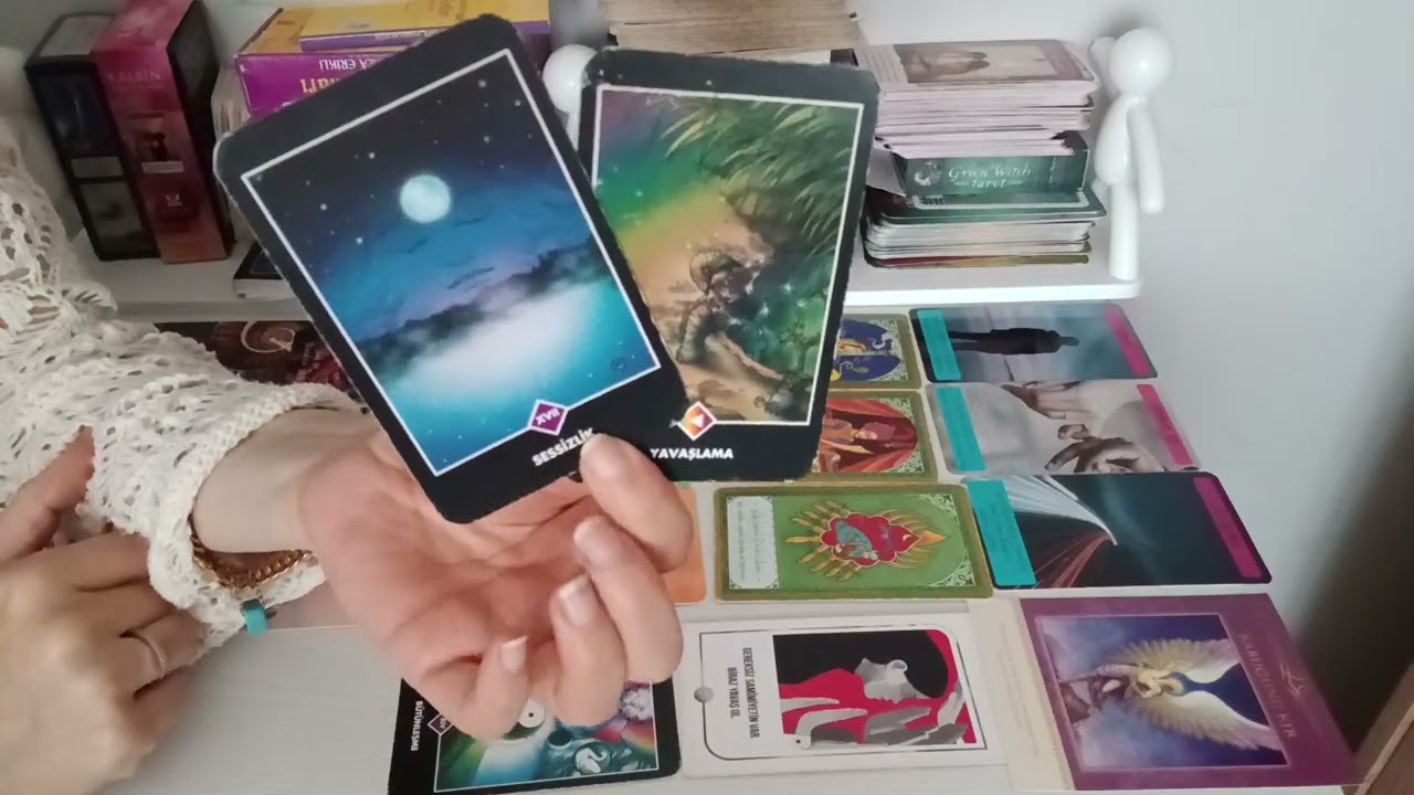 Kova burcu niyetini tut dinle kahve ve tarot açılımı🧚🏼‍♀️☕️