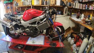 Honda Superhawk 996 (Firehawk)  Fork Seal Replacement