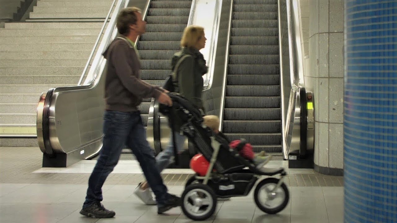Probefahrt: Kinderwagen im PNV
