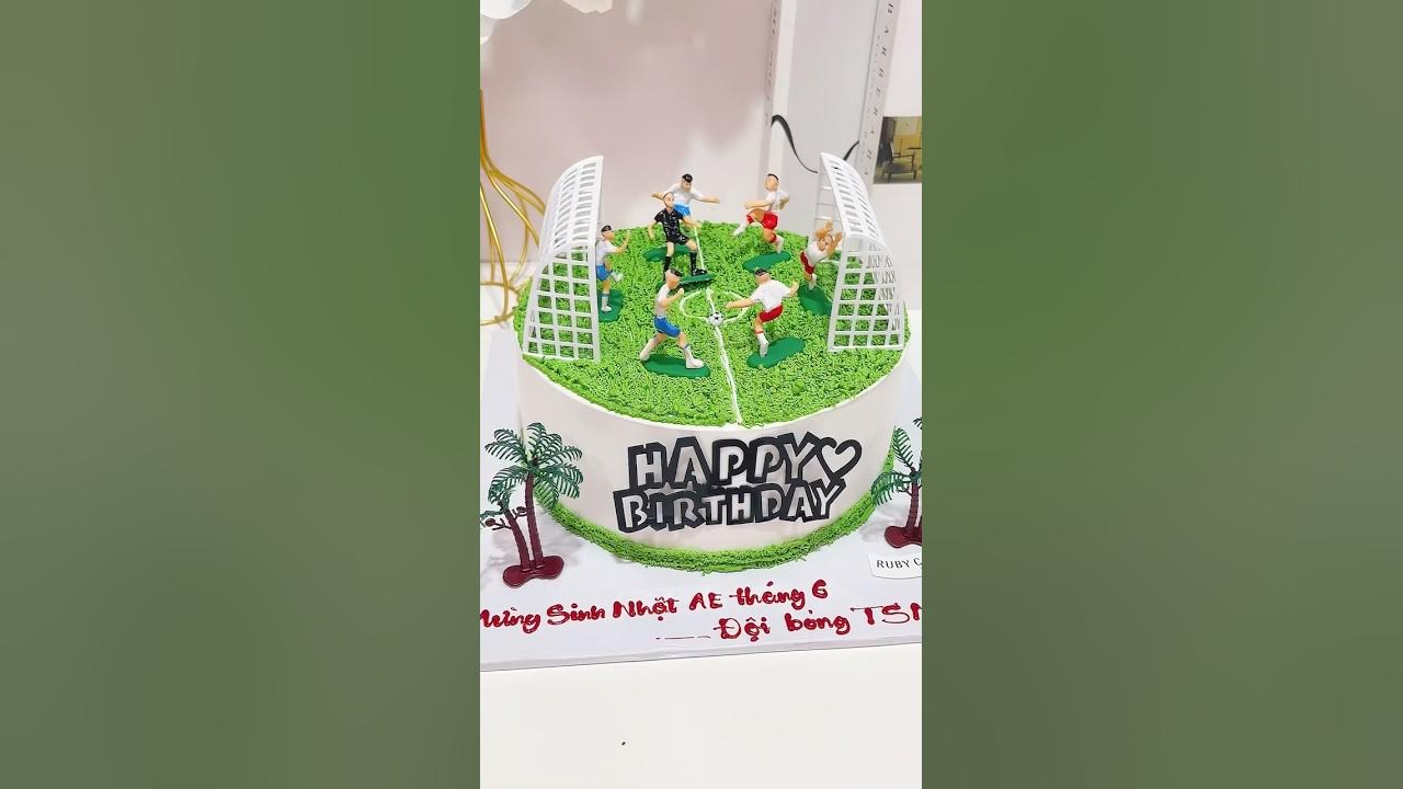 Foolball cake #oldies #coversong #singer #song #vintage #cake #cakecantik #rubycake Foolball cake #oldies #coversong #singer #song #vintage #cake #cakecantik #rubycake