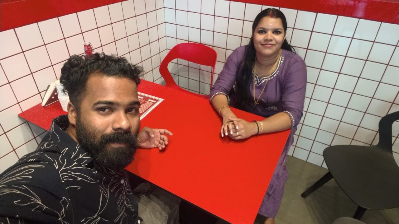 When I gave Chinju a♥️ Valentine’s Day♥️ surprise.”🤩| SIYA CHINJU VLOG|