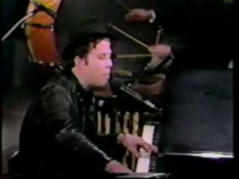 Tom Waits on David Letterman Show (1986) Part 1 of 3