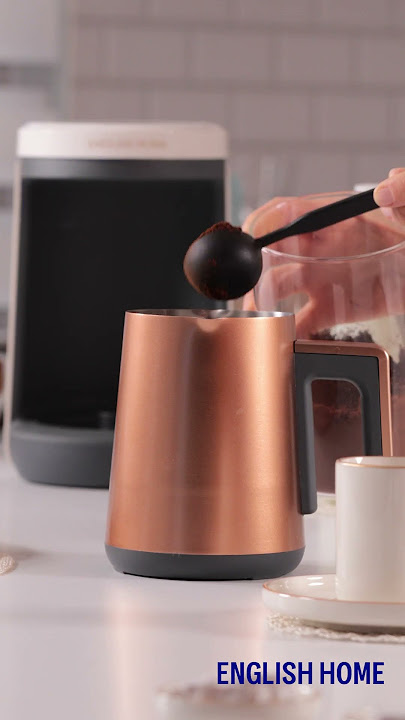 English Home Küçük Ev Aletleri Ailesinin En Yenisi: Sütlü Türk Kahvesi Makinesi