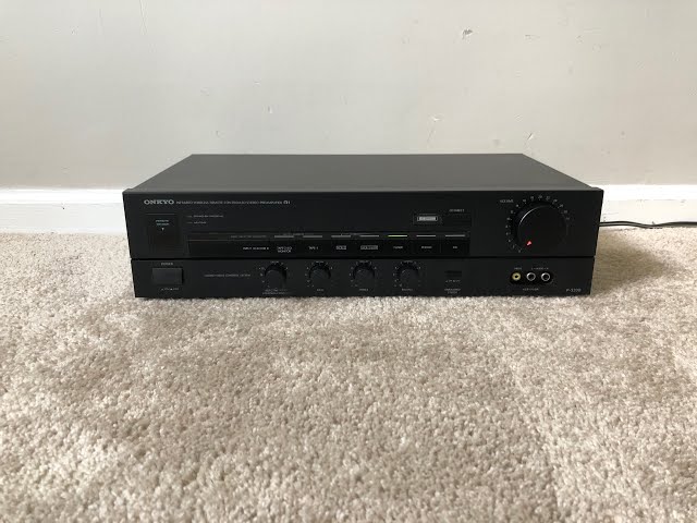 Onkyo P-3200 Stereo Control Amplifier Preamplifier - YouTube