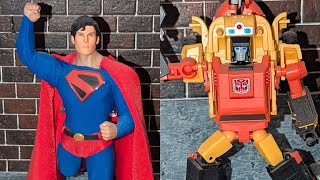 New Superman Kingdom Come &amp; Transformers Sandstorm action figures 