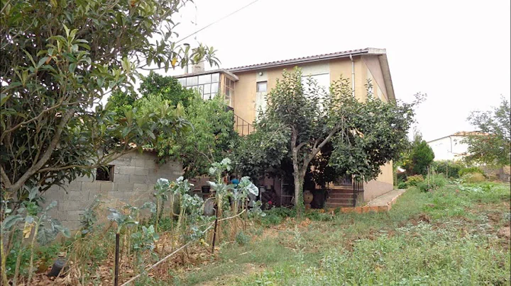 Detached house located in a small village.***Casa ...