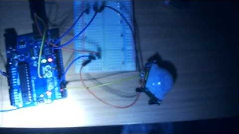 4. PIR Sensor Arduino Servo Motor   Alarm